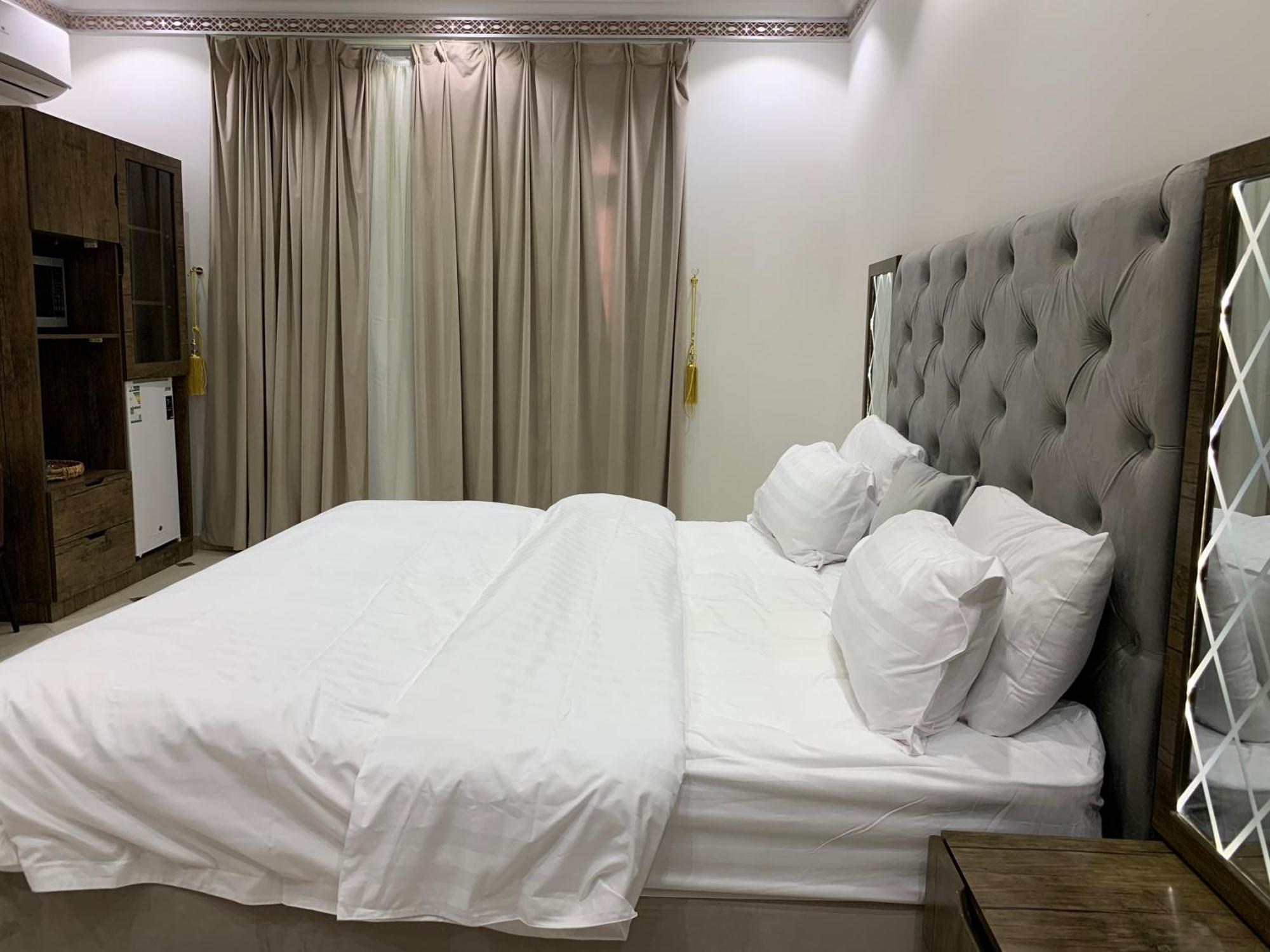 Friday Suites Al Ula Exterior foto