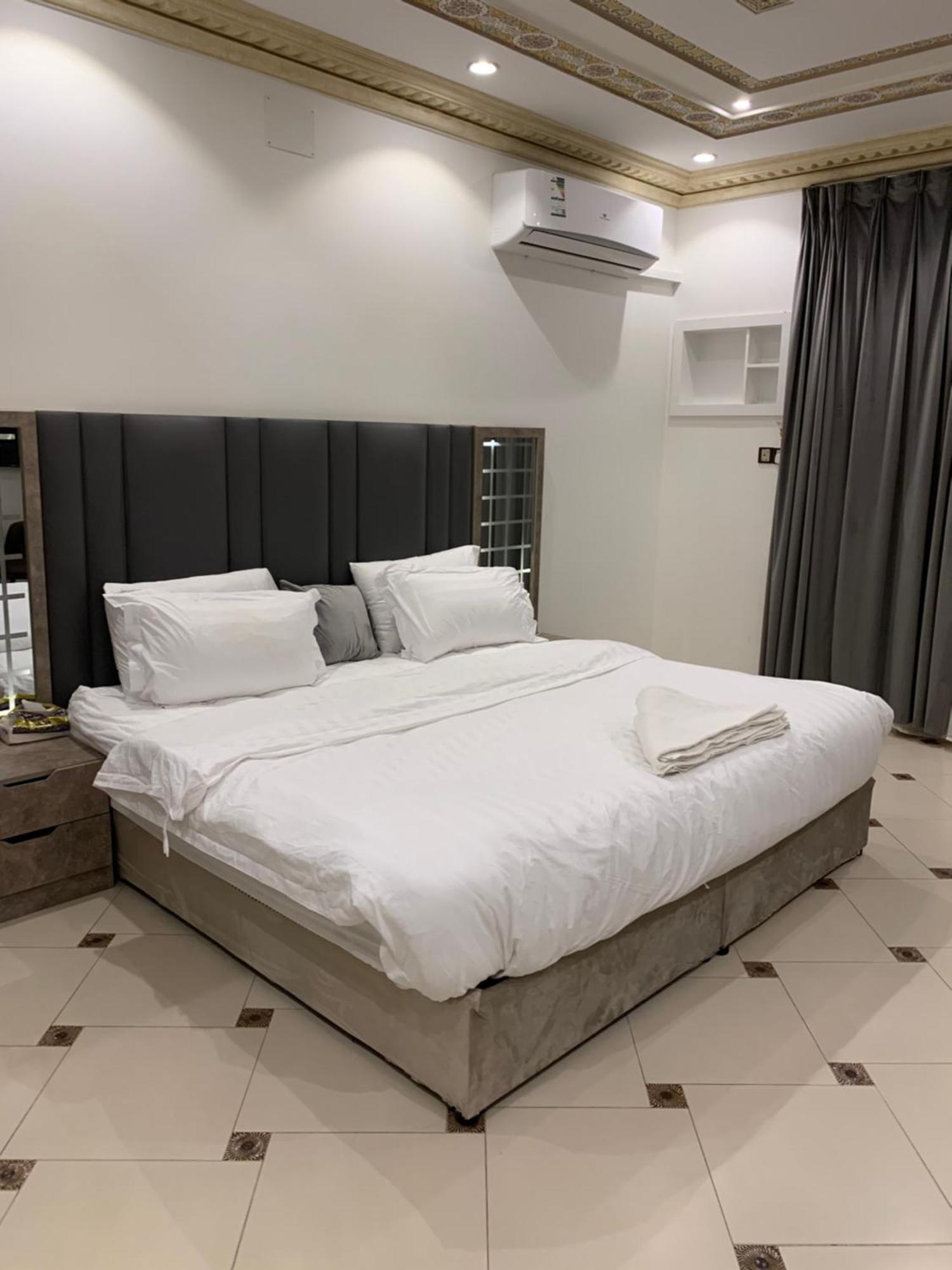 Friday Suites Al Ula Exterior foto